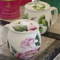 Tea mug with lid and stainless steel infuser, 0,35 lt, Purple Flowers